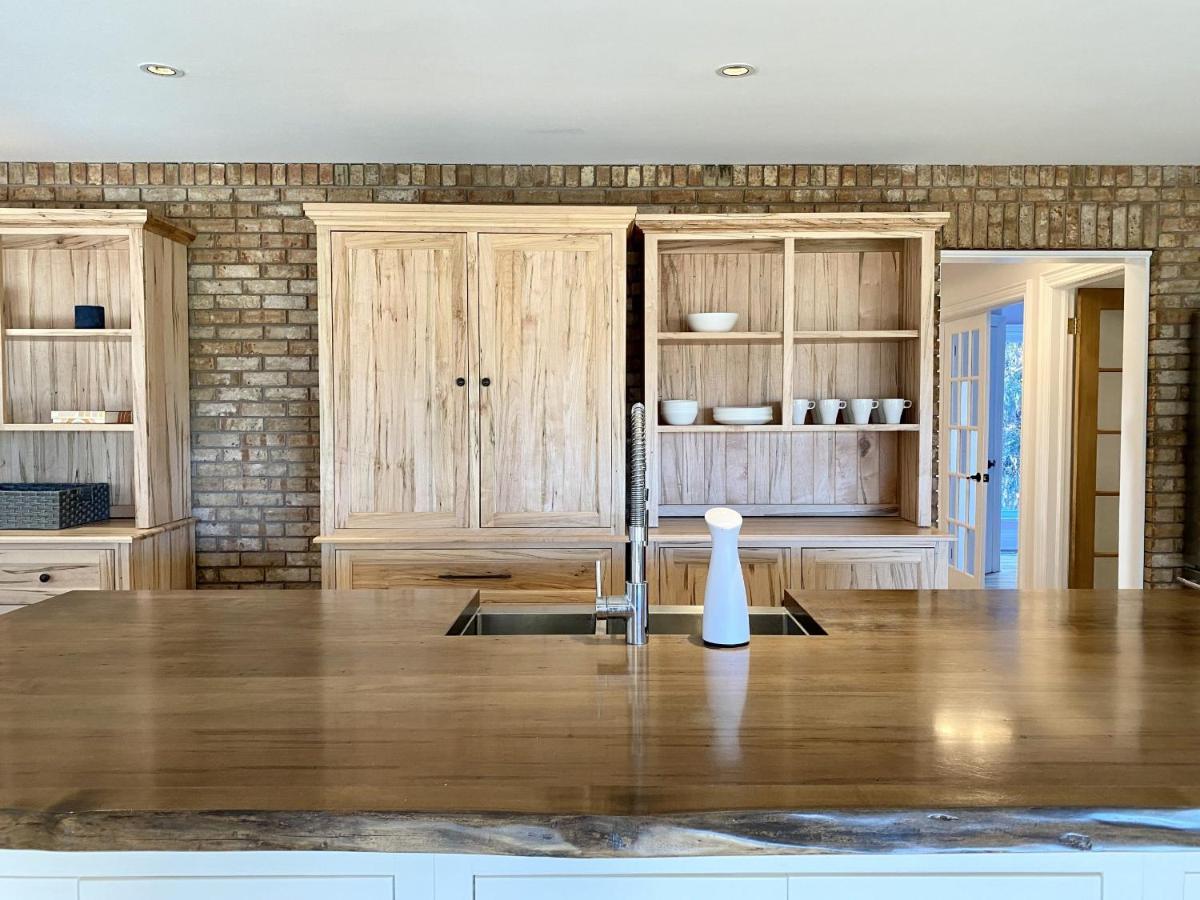 5000+ Sqft Cottage Near Toronto Bolton Екстериор снимка