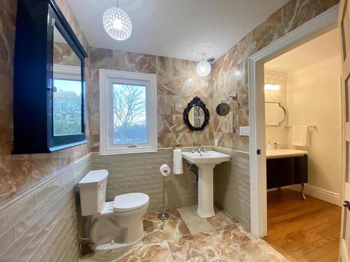 5000+ Sqft Cottage Near Toronto Bolton Екстериор снимка